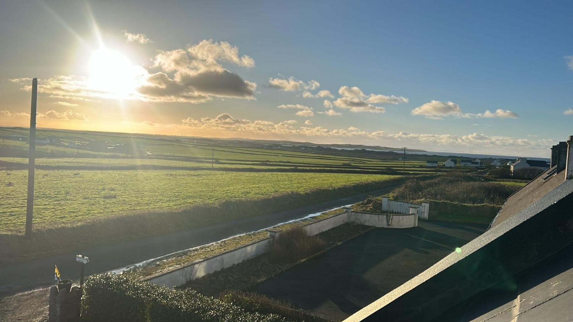 Coastal View Cottage Mullagh  Bagian luar foto